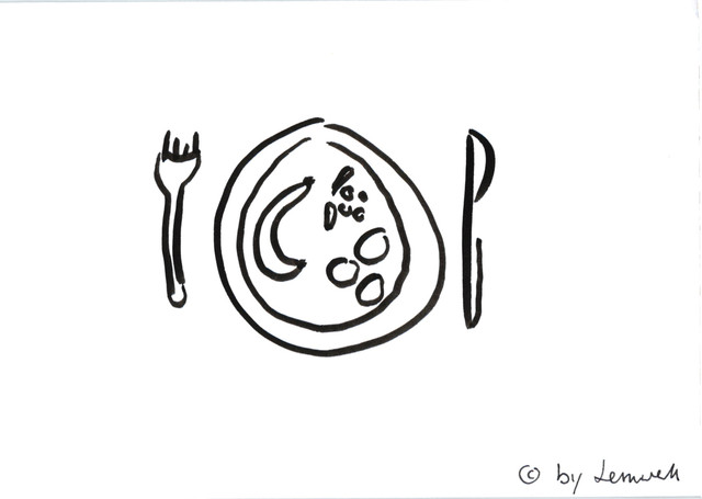 Essen / Teller mit Besteck