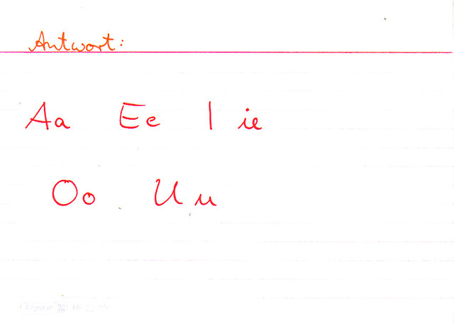 rote lange Buchstaben