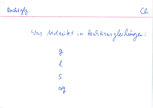 Was bedeutet in Reaktionsgleichungen...