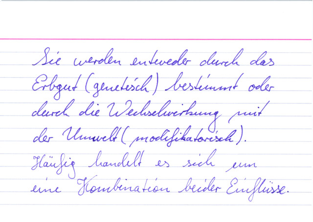 Wodurch werden Merkmale bestimmt?