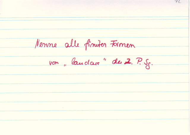 Nenne alle finiten Formen von "laudare" der 2. Person Singular!