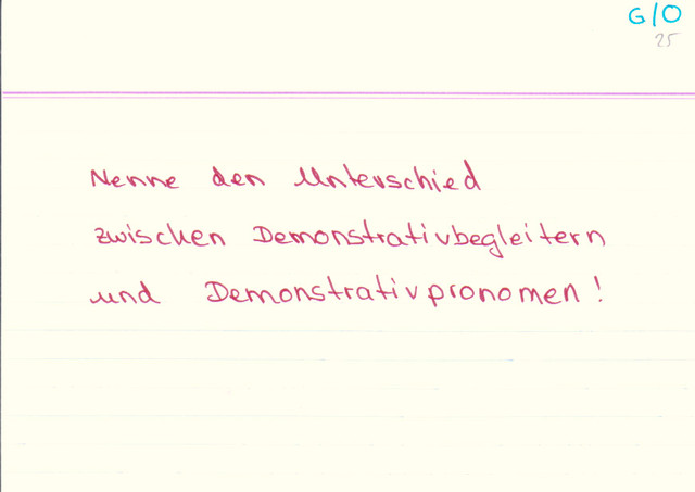 Nenne den Unterschied zwischen Demonstrativbegleitern und Demonstrativpronomen!